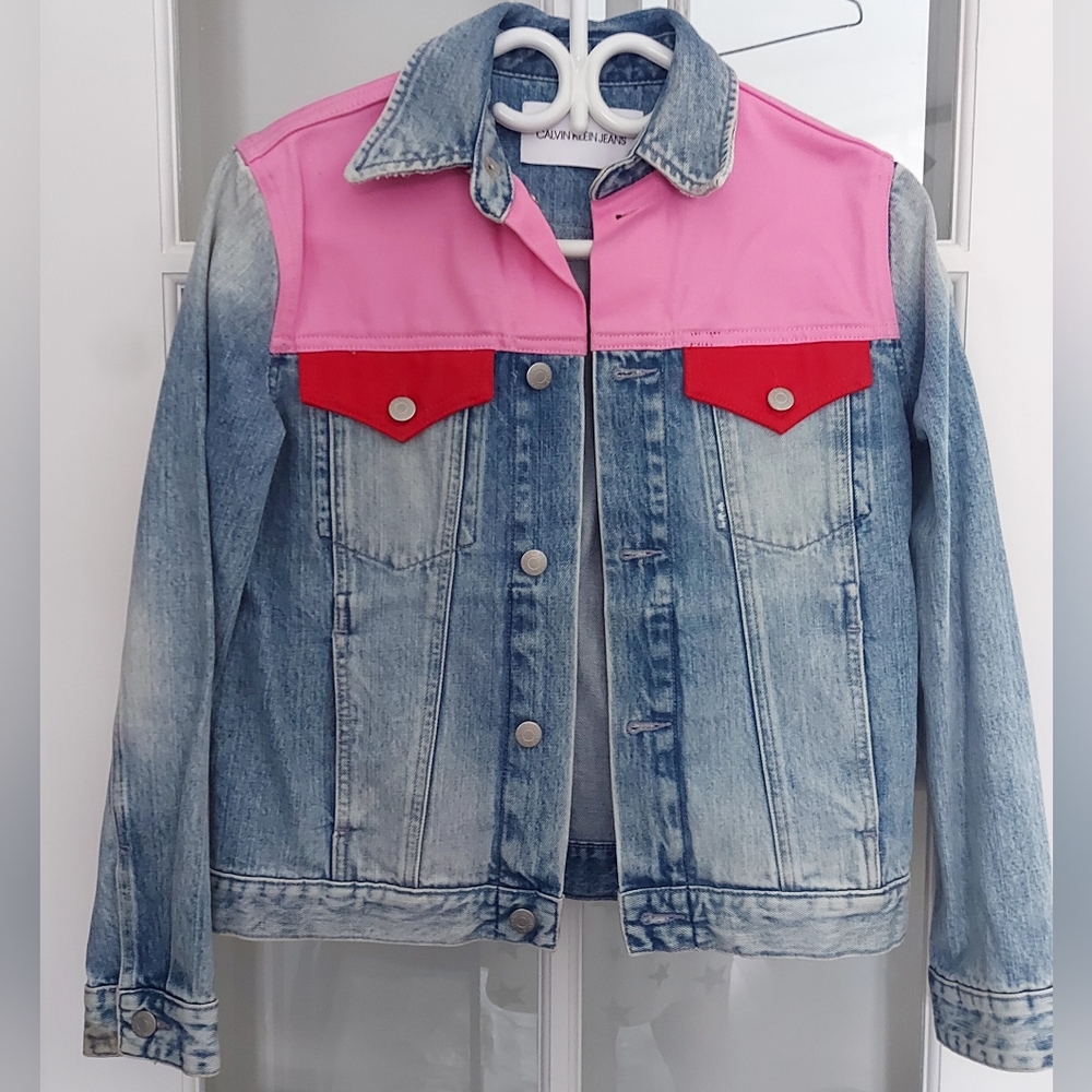 NWOT Calvin Klein Denim Jacket with Pink and Red Accents 🩷